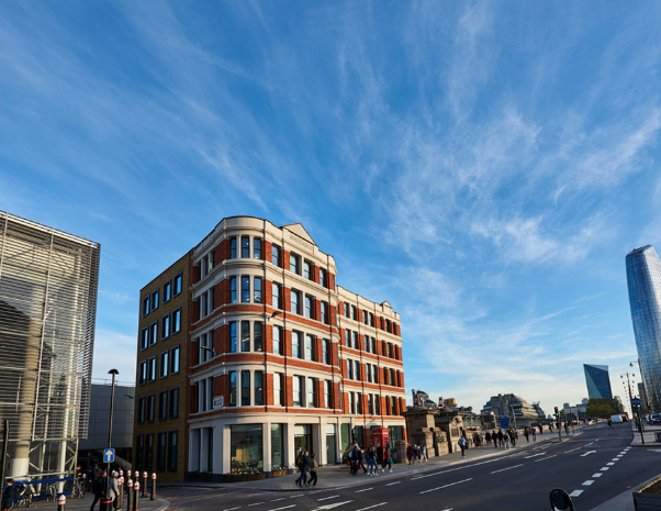 Queen Victoria Street EC4